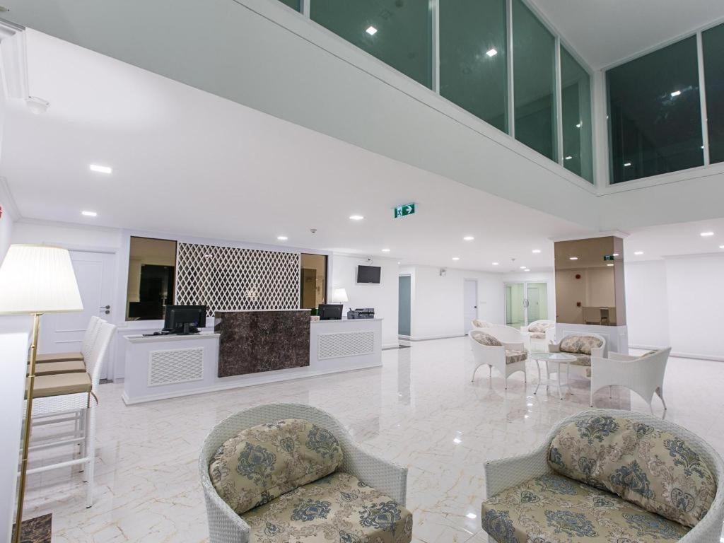 B2 Hua Hin Premier Hotel Exterior photo