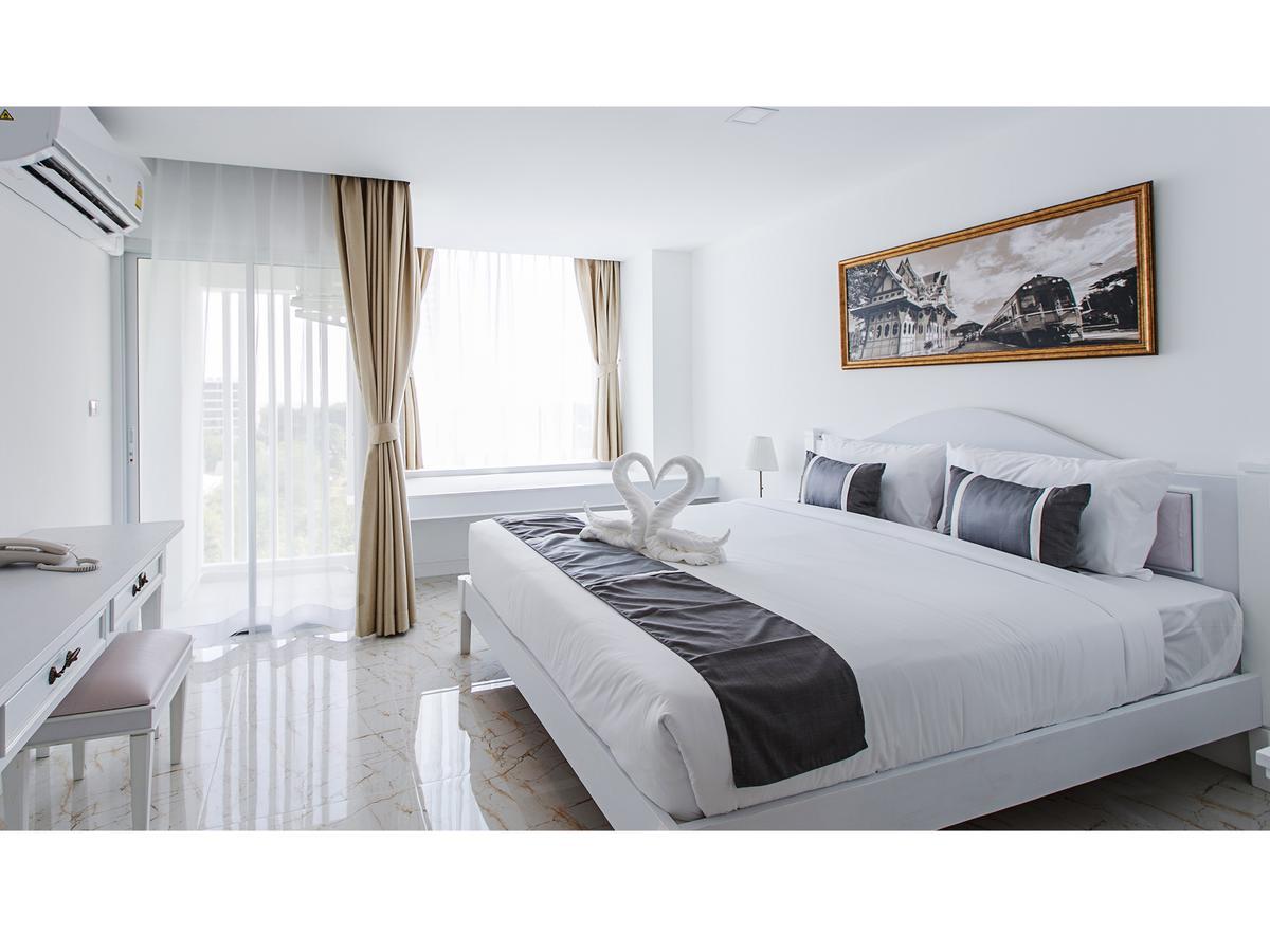 B2 Hua Hin Premier Hotel Exterior photo